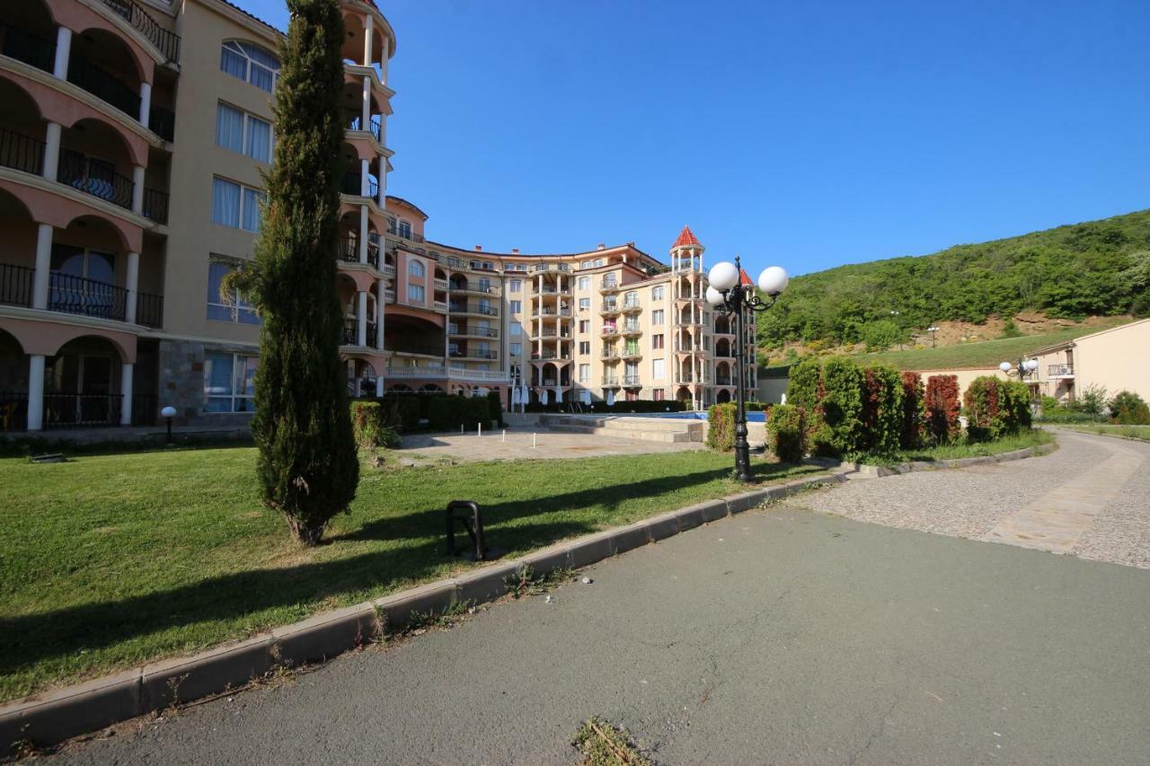 Menada Negresco Apartments Elenite Ngoại thất bức ảnh